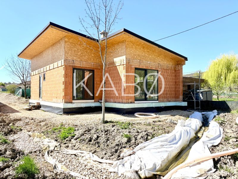 Novostavba moderného 4i rodinného domu v Štitároch