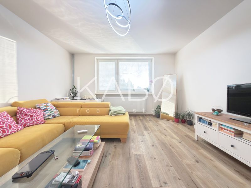 Na prenájom veľký 3i byt s garážou - Chrenová