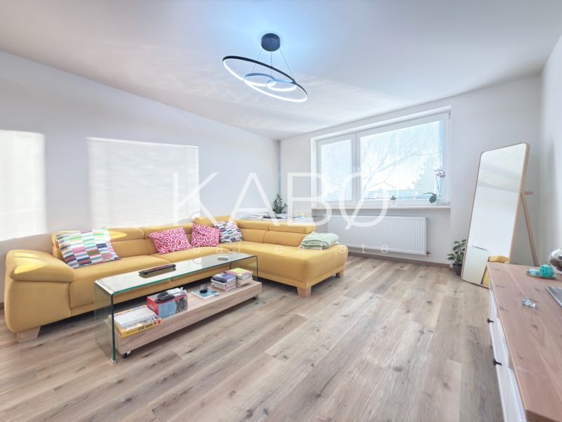Na prenájom veľký 3i byt s garážou - Chrenová