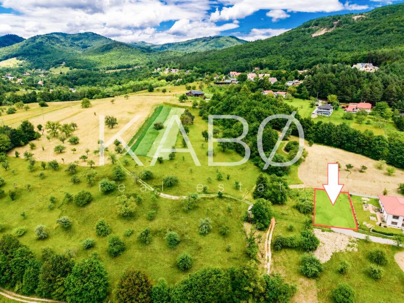 Stavajte bez čakania | Pozemok 500 m² v Novej Bani