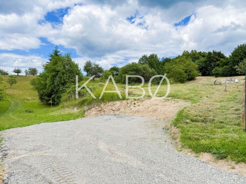 Stavajte bez čakania | Pozemok 500 m² v Novej Bani