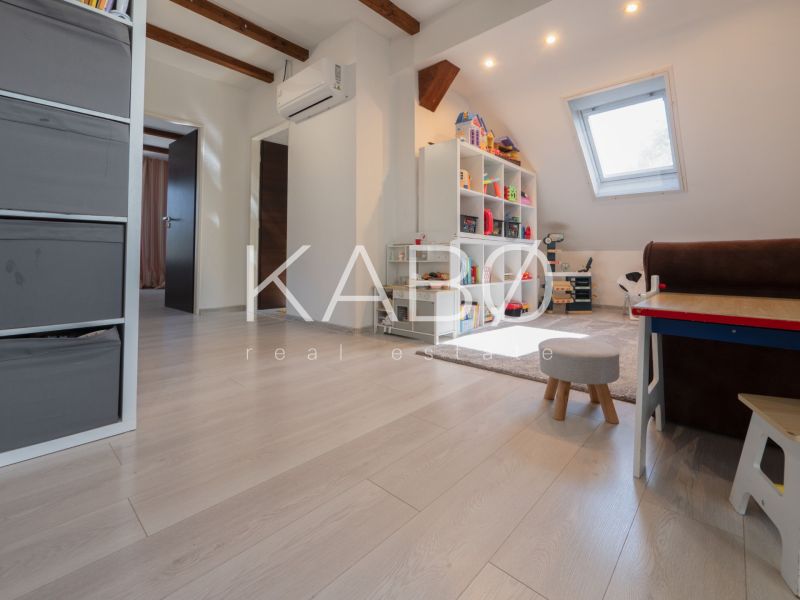 Rodinný dom po rekonštrukcii s upravenou záhradou 1512m2 
