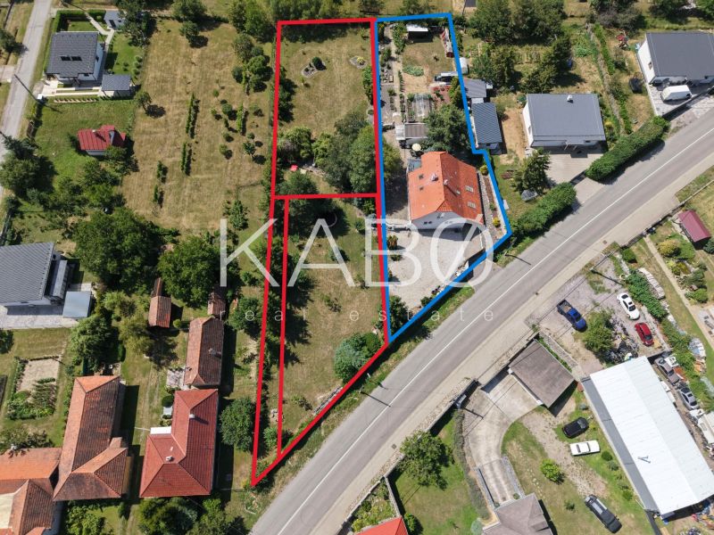 Rodinný dom po rekonštrukcii s upravenou záhradou 1512m2 