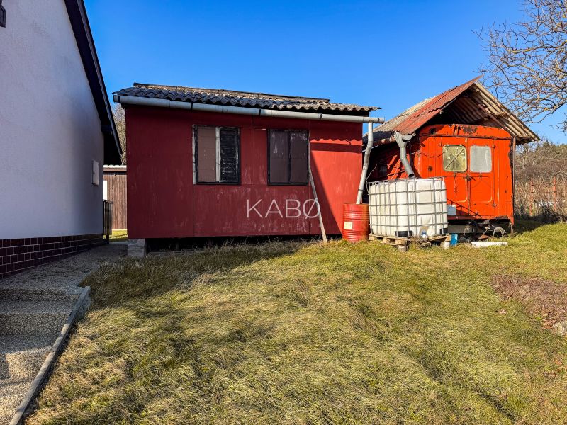 Krásna vinica pri Nitre - 895 m2 