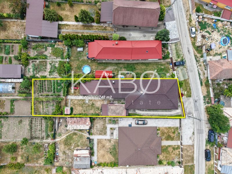 Priestranný 4 izbový rodinný dom po rekonštrukcii - Branč 