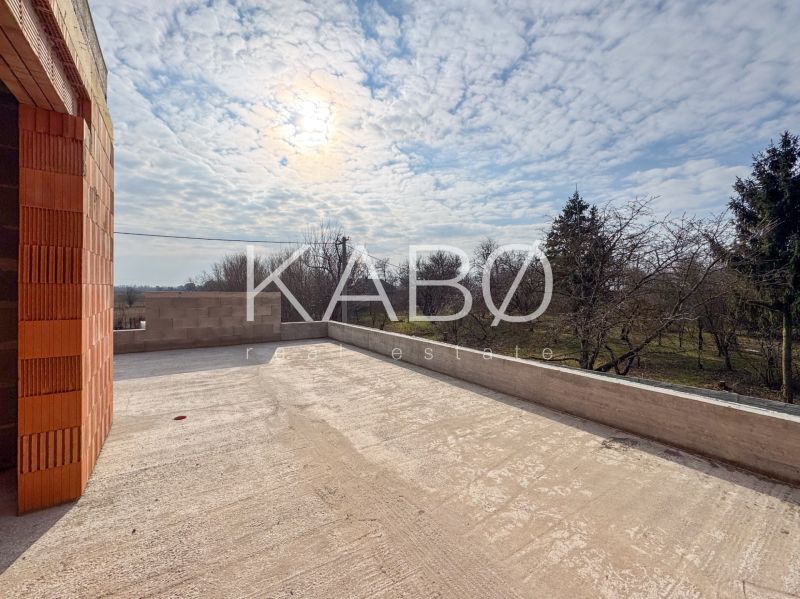 6 izbová vila -  DVOJGARÁŽ - CABAJ  - Riegler 