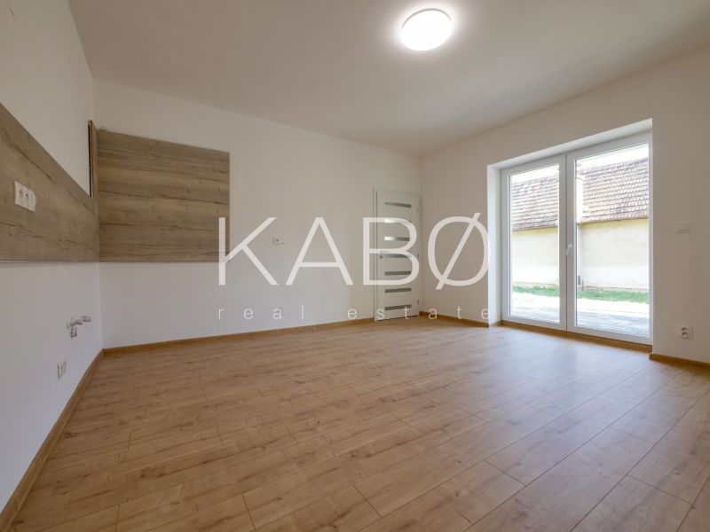 Praktický rodinný dom - Čakajovce - 1208 m2