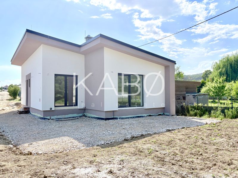 Novostavba moderného 4i rodinného domu v Štitároch
