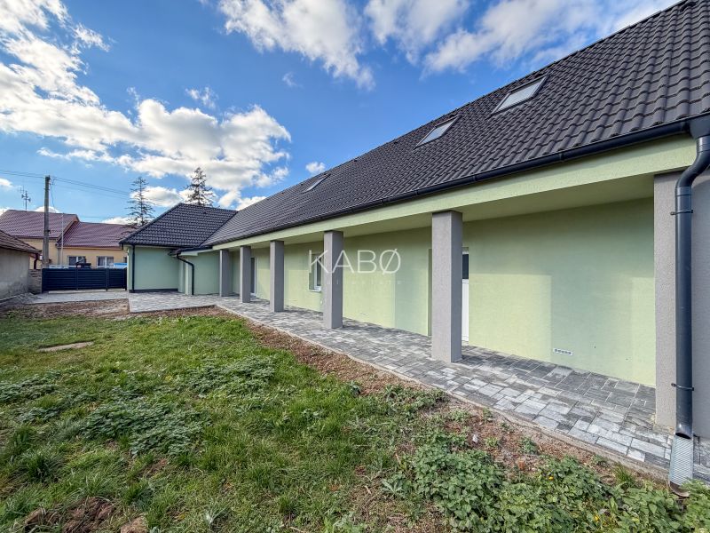 Praktický rodinný dom - Čakajovce - 1208 m2