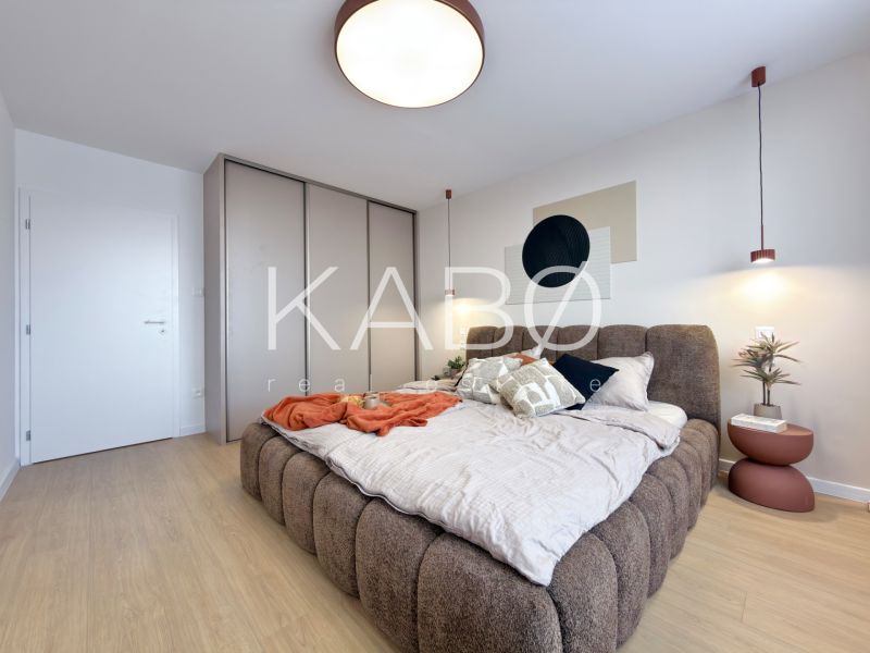 Moderný 3 izbový byt s balkónom a výhľadom na Zobor - Chrenová