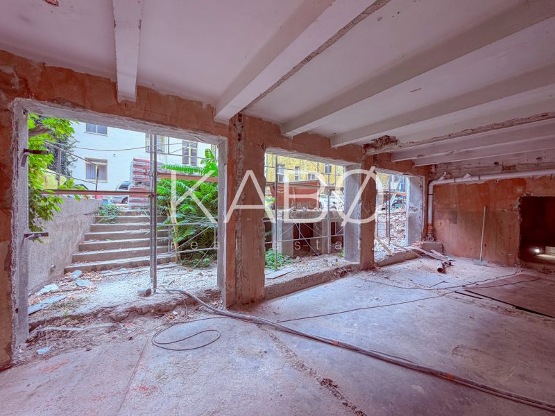 Industriálny obchodný priestor v úplnom centre mesta - 137 m2