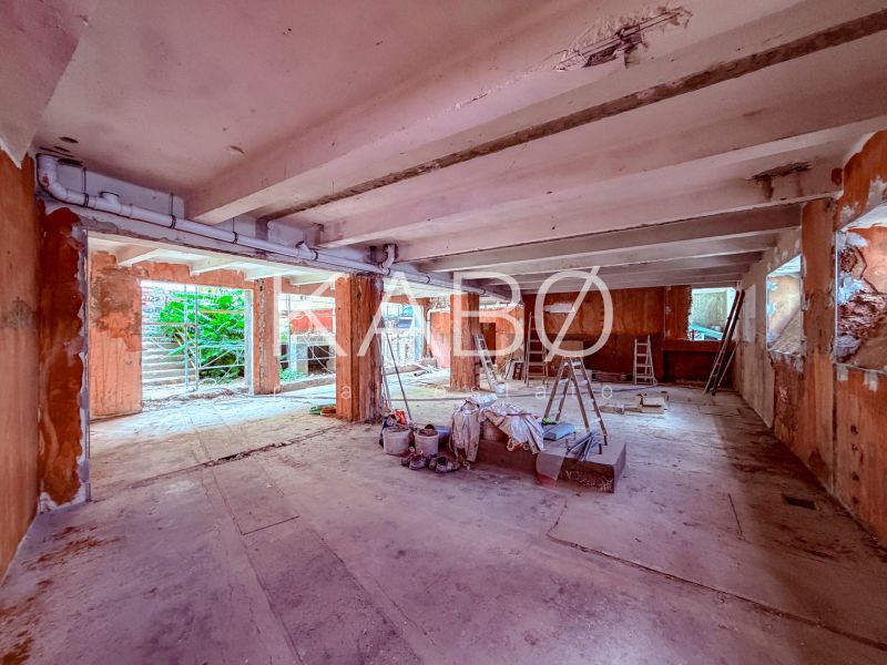 Industriálny obchodný priestor v úplnom centre mesta - 137 m2