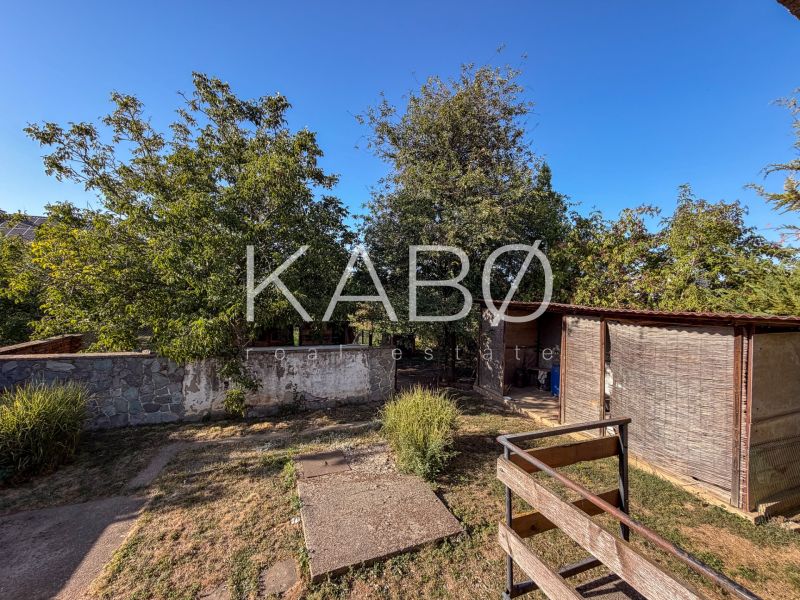 4 izbový rodinný dom v Ivanke pri Nitre - 783 m2 