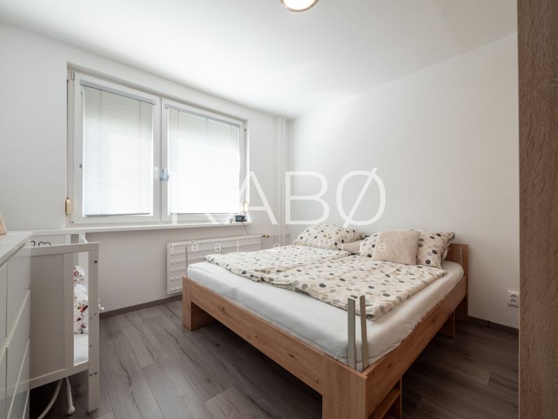 Kompletne zrekonštruovaný 3 izbový byt s balkónom - Nábrežná 
