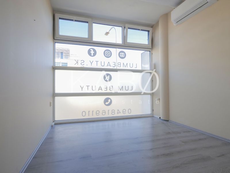 Prenájom miestnosti v beauty salóne | Centrum Nitry | 8 m²