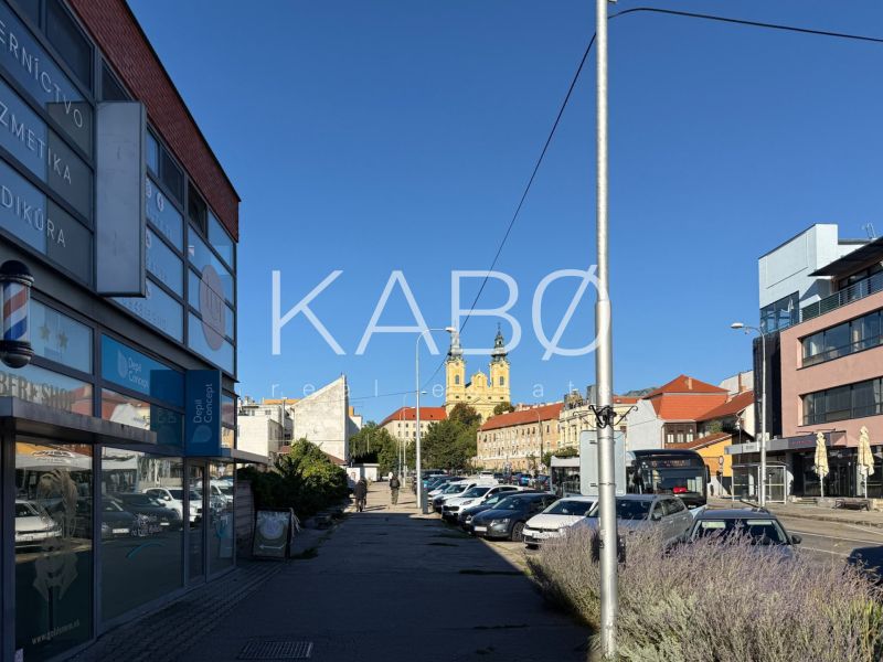 Prenájom miestnosti v beauty salóne | Centrum Nitry | 8 m²
