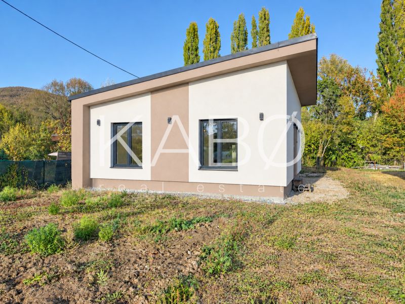 Novostavba moderného 4i rodinného domu v Štitároch