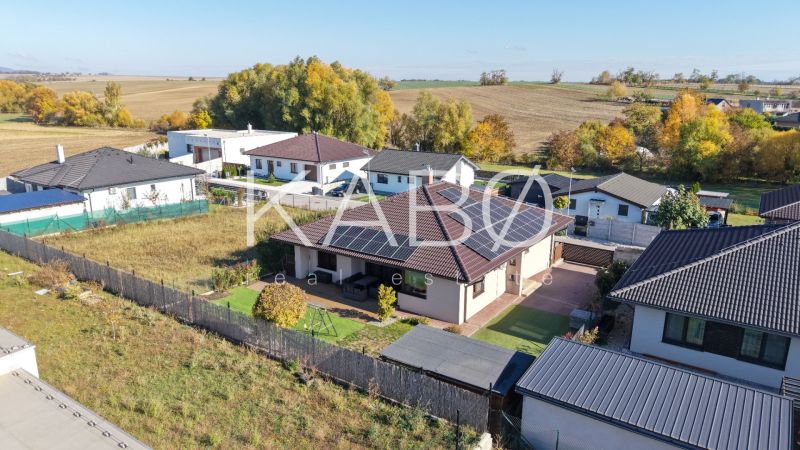 Moderný 5i RD - fotovoltika - Svätoplukovo